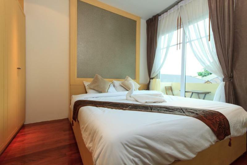 Greenview Ekkamai 10 Khách sạn 3*