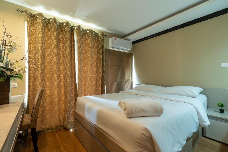 Khách sạn Greenview Ekkamai 10 3*